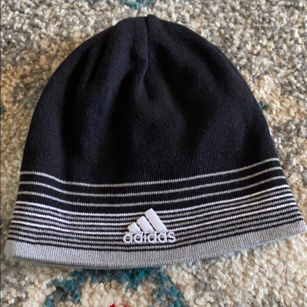Adidas knit hat - reversible